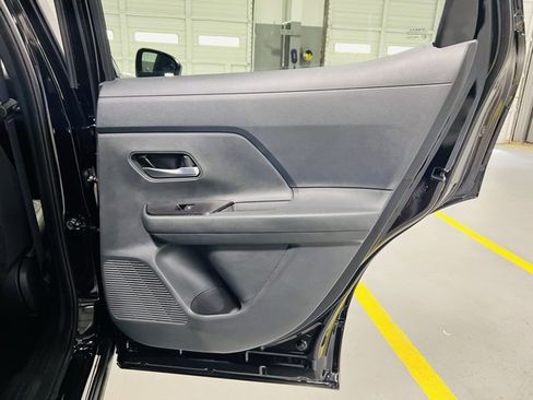 New 2026 Nissan Kicks SV image 29