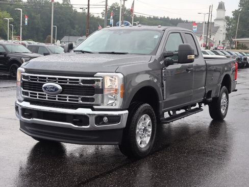 New 2026 Ford F350 XLT w/ FX4 Off-Road Package AWD/4WD image 13