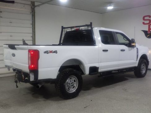 Used 2026 Ford F250 XL w/ XL Off-Road Package AWD/4WD image 4