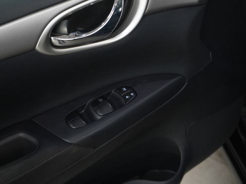 Used 2014 Nissan Sentra SV w/ SV Driver Package image 19