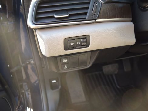 Used 2018 Honda Accord EX-L image 12