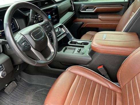 Used 2024 GMC Sierra 3500 Denali Ultimate image 7