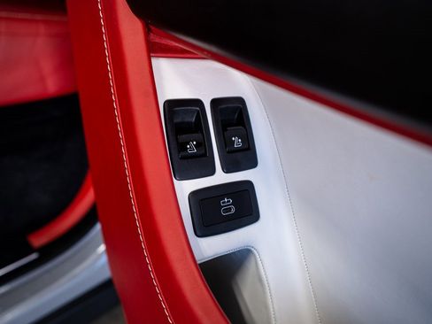 Used 2022 Rolls-Royce Cullinan image 59