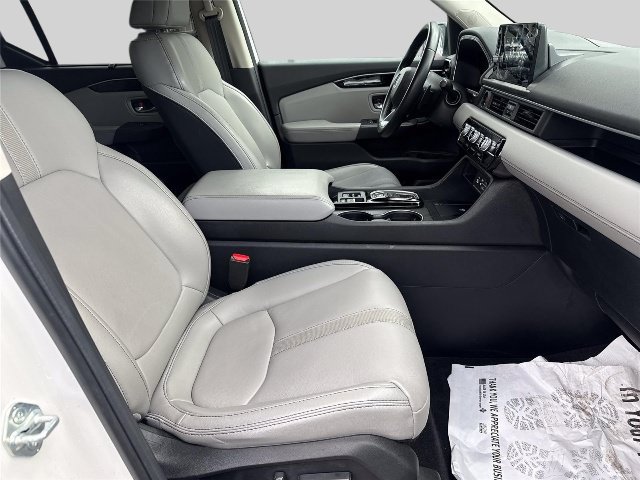 Used 2025 Honda Pilot EX-L image 24