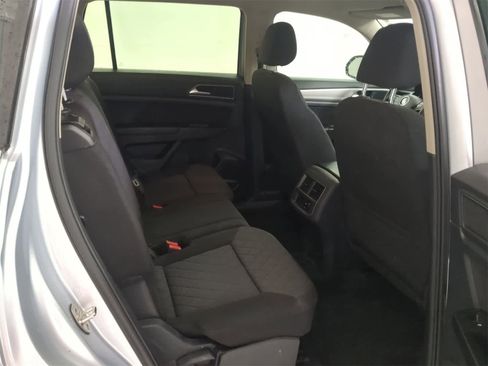 Used 2018 Volkswagen Atlas S image 19