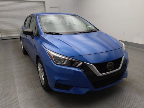 Used 2020 Nissan Versa S FWD image 14
