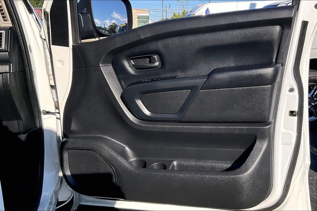Used 2019 Nissan Titan S w/ S Utility Package AWD/4WD image 23
