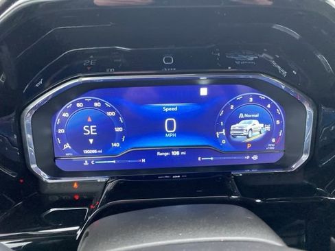 Used 2023 Chevrolet Silverado 1500 RST image 16