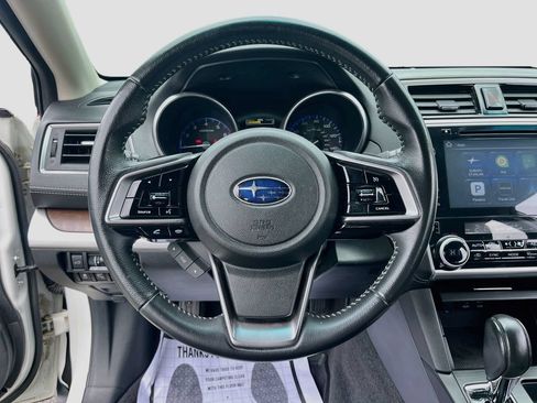 Used 2018 Subaru Outback 2.5i Limited AWD/4WD image 11