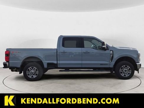 Used 2025 Ford F350 Lariat w/ FX4 Off-Road Package image 6