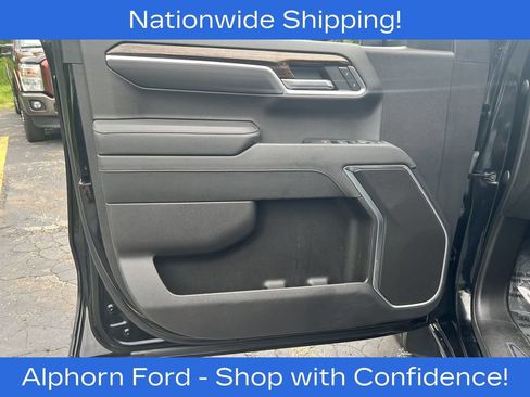 Used 2023 GMC Sierra 1500 Elevation w/ X31 Off-Road Package AWD/4WD image 11