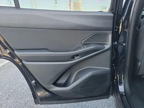 New 2026 Jeep Cherokee Laredo image 14