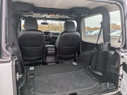 Used 2013 Jeep Wrangler Sport image 19