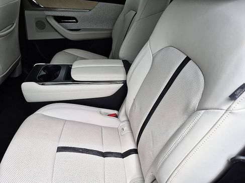 Certified 2024 MAZDA CX-90 3.3 Turbo S w/ Premium Plus AWD/4WD image 30
