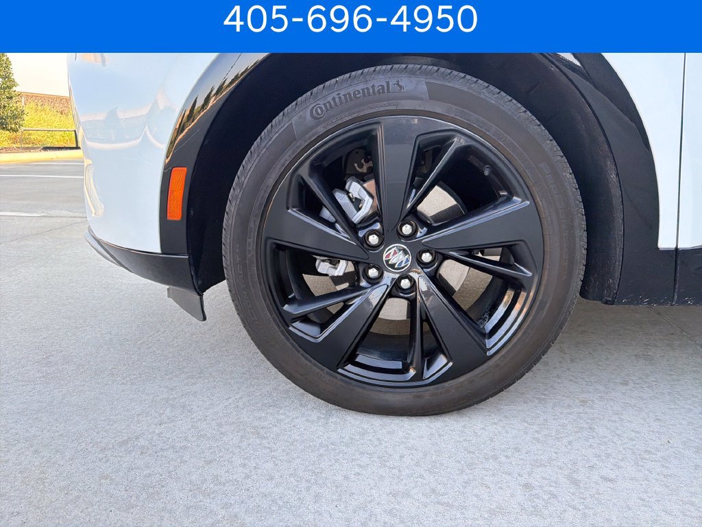 Used 2023 Buick Envision Essence w/ Sport Touring Package AWD/4WD image 28