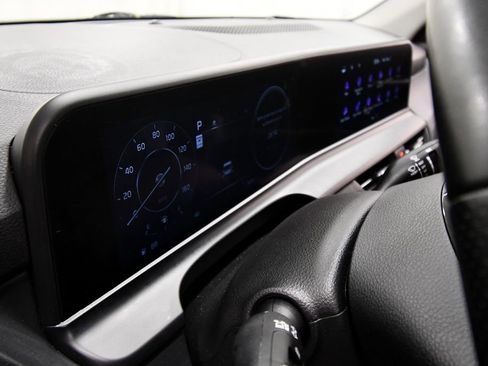 Certified 2024 Kia Seltos SX image 22