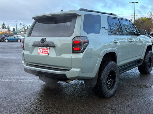 Used 2022 Toyota 4Runner TRD Off-Road image 4