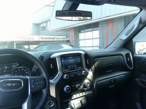 Used 2021 GMC Sierra 1500 Elevation w/ X31 Off-Road Package AWD/4WD image 19