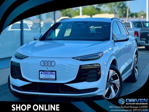 Used 2025 Audi Q6 e-tron Premium Plus w/ Premium Plus AWD/4WD image 1