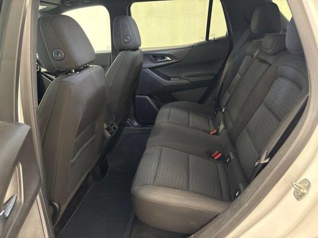 Used 2025 Chevrolet Equinox LT AWD/4WD image 27