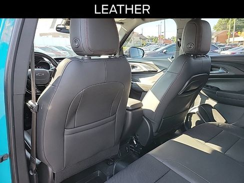 Used 2021 Chevrolet TrailBlazer RS w/ Sun and Liftgate Package AWD/4WD image 14