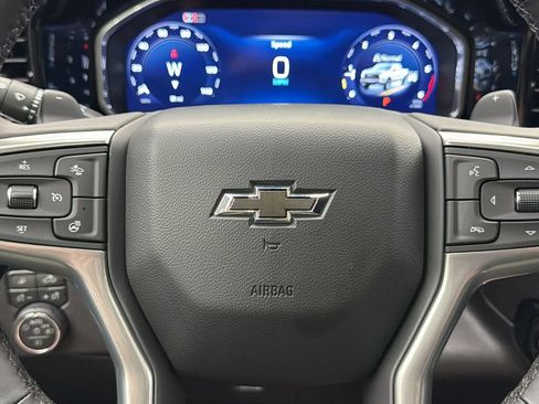 Used 2026 Chevrolet Silverado 1500 LT Trail Boss w/ LT Trail Boss Premium Package AWD/4WD image 28
