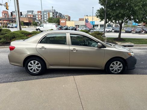 Used 2009 Toyota Corolla FWD image 6