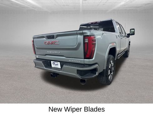 Used 2024 GMC Sierra 2500 Denali w/ Denali Reserve Package image 14