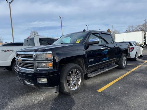 Used 2014 Chevrolet Silverado 1500 High Country w/ High Country Premium Package image 6
