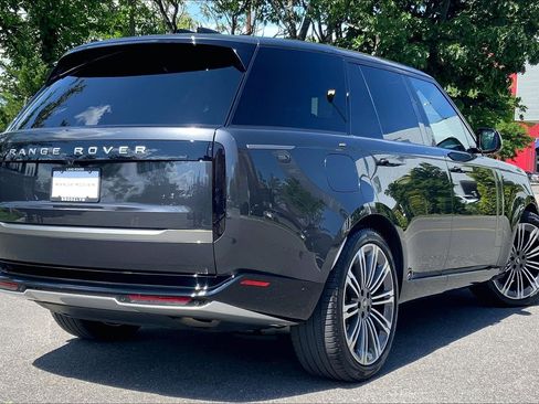 Certified 2024 Land Rover Range Rover SE AWD/4WD image 12