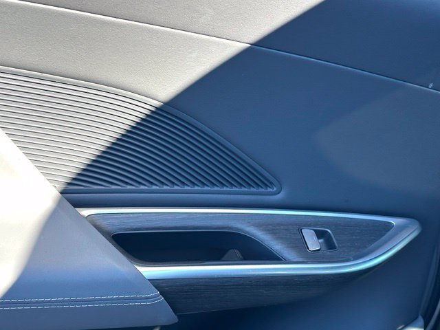 Used 2023 Lucid Air Touring AWD/4WD image 29