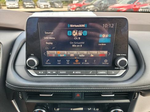 Used 2023 Nissan Rogue SV FWD image 17