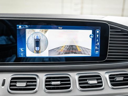 Certified 2024 Mercedes-Benz GLS 450 4MATIC image 22