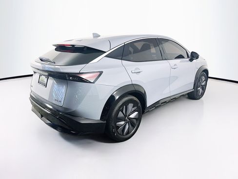 Used 2024 Nissan Ariya FWD image 9
