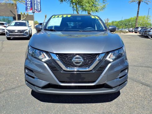 Used 2022 Nissan Rogue Sport S FWD image 2