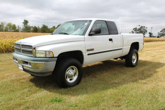 Used 2001 Dodge Ram 2500 Truck 4x4 Quad Cab image 2