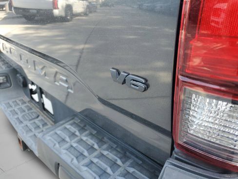 Used 2019 Toyota Tacoma TRD Off-Road RWD image 31