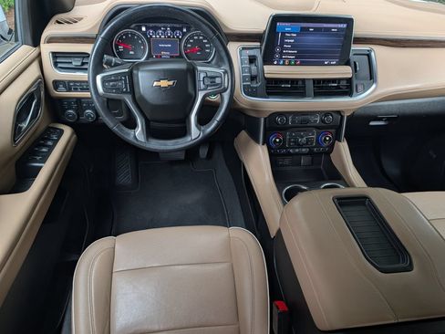 Used 2021 Chevrolet Tahoe Premier AWD/4WD image 14