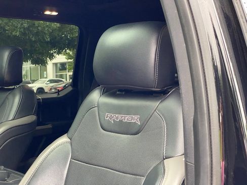 Used 2017 Ford F150 Raptor w/ Equipment Group 802A Luxury AWD/4WD image 24