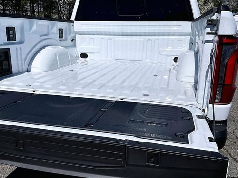 Certified 2025 Ford F150 Raptor image 34