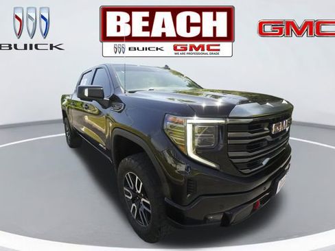 Used 2023 GMC Sierra 1500 AT4 w/ Technology Package AWD/4WD image 1