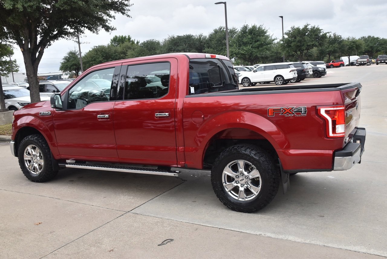 Used 2017 Ford F150 XLT w/ Equipment Group 302A Luxury AWD/4WD image 11