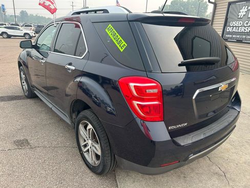 Used 2017 Chevrolet Equinox Premier w/ Enhanced Convenience Package FWD image 9