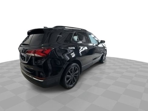 Used 2022 Chevrolet Equinox RS w/ Infotainment Package image 8