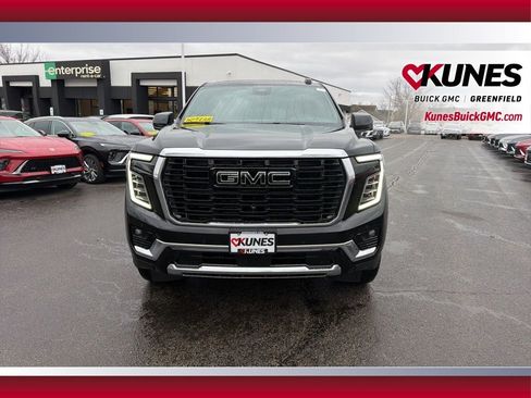 New 2026 GMC Yukon XL Denali w/ Denali Reserve Package image 13