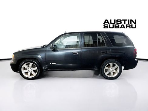 Used 2008 Chevrolet TrailBlazer SS w/ Sun And 6-Disc Cd Package image 4