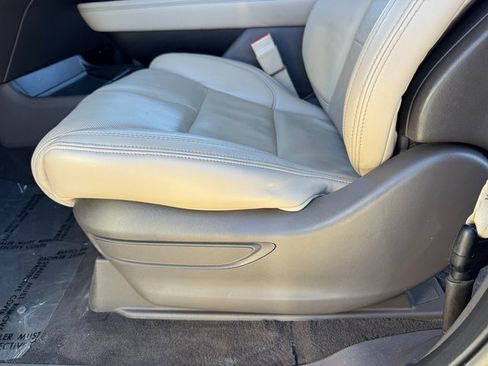 Used 2022 Lincoln Navigator Reserve image 15