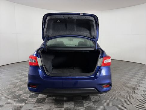 Used 2017 Nissan Sentra S image 18