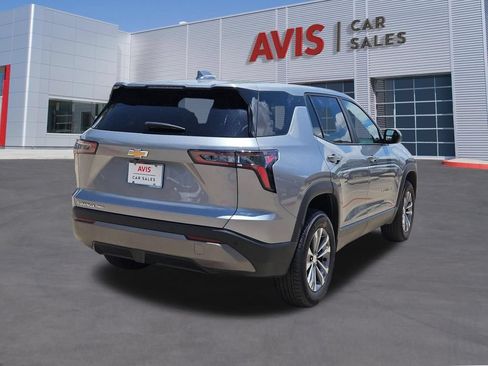 Used 2025 Chevrolet Equinox LT AWD/4WD image 6