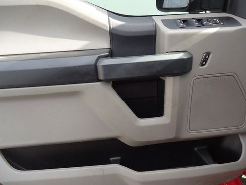 Used 2022 Ford F350 XL w/ Power Equipment Group image 25